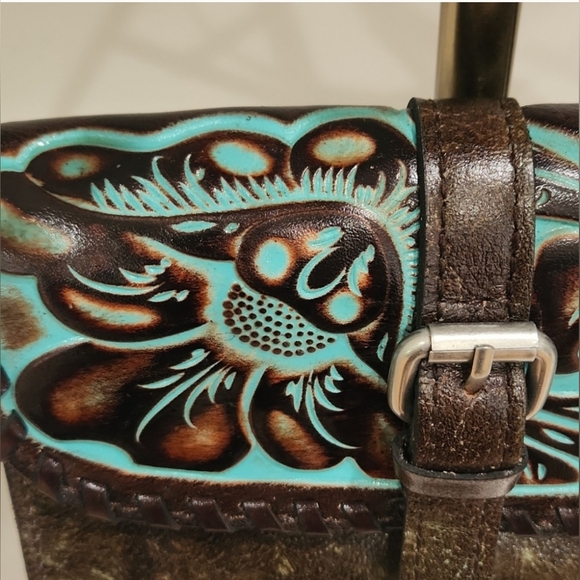 Patricia Nash Crossbody - Picture 3 of 9